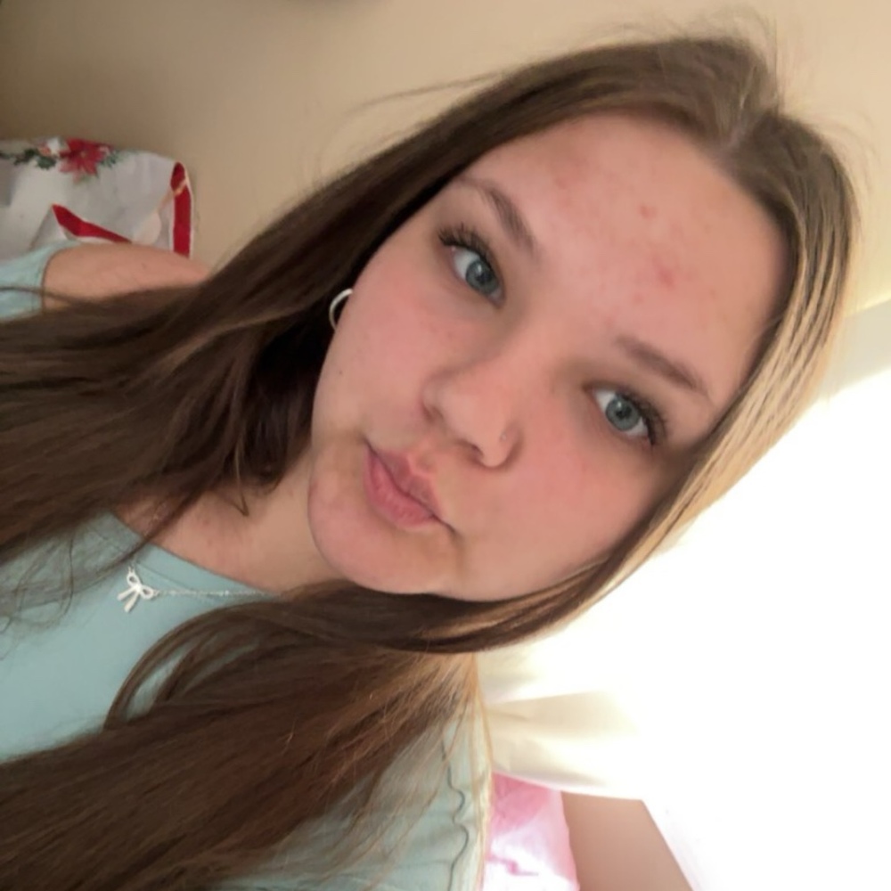 Meet your Posher, Isabella
